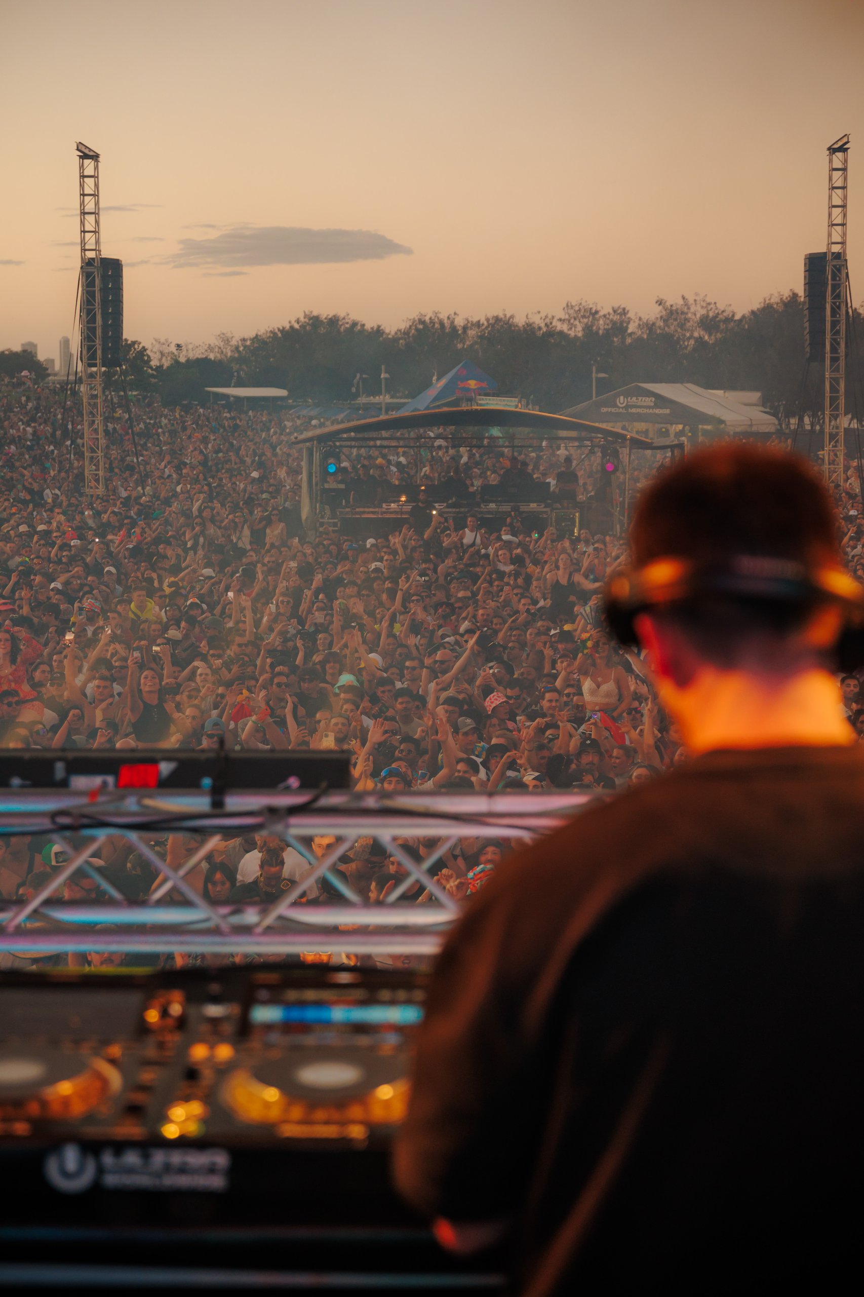 Sunset Congregation — Events photography by Cut By Jack